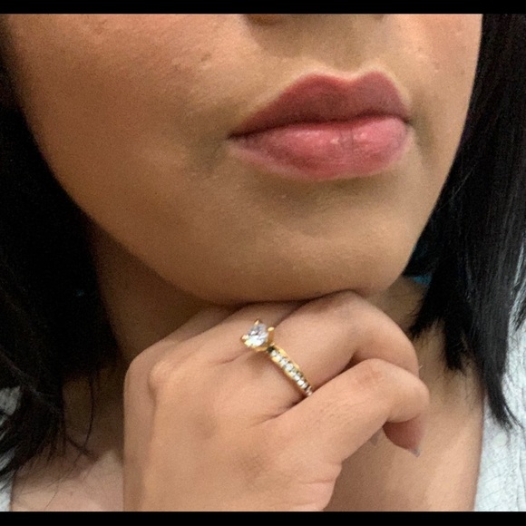 🥰 Wedding Ring 🥰 - Picture 2 of 11